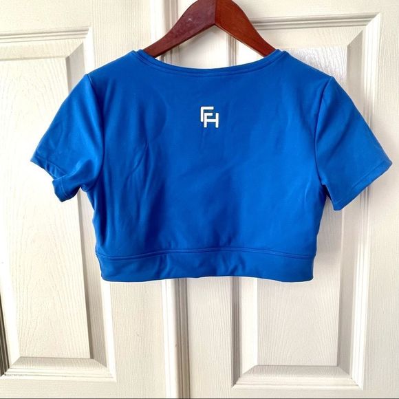 First health blue performance crop Top - Picture 7 of 11